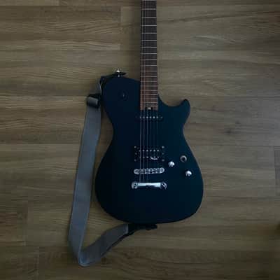 Cort MBC-1 Matthew Bellamy Signature 2010s - Matte Black image 1