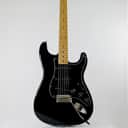 Fender Classic Series '70s Stratocaster, Black, w/case