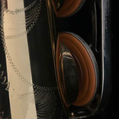Bundy BAS-300 Student Alto Saxophone 2010s - Lacquered Brass image 4
