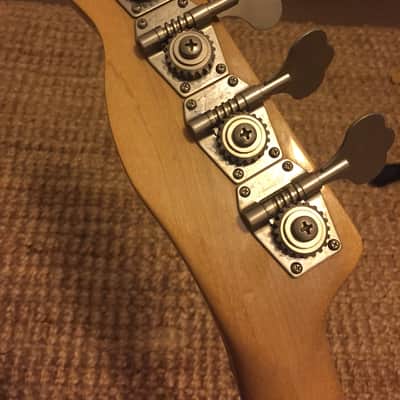Fender Bullet Bass 1981-1983 Cream image 4