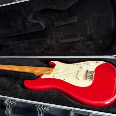 Fender Bullet 1981 ~ Dakota Red image 2