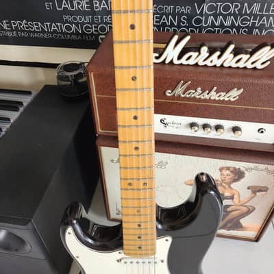 Fender Standard 1998  black GAUCHER LEFT HANDED image 5