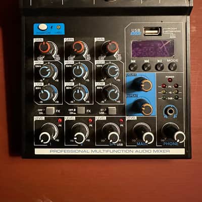 Yamaha MX12/4 12 Channel 4 Bus Analog Mixing Console | Reverb