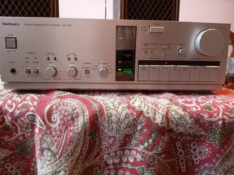 Technics SU V8X class A Stereo Integrated amplifier in very good