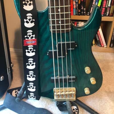 Samick Valley Arts 5 string bass Green w/ Hardcase and Stand image 2