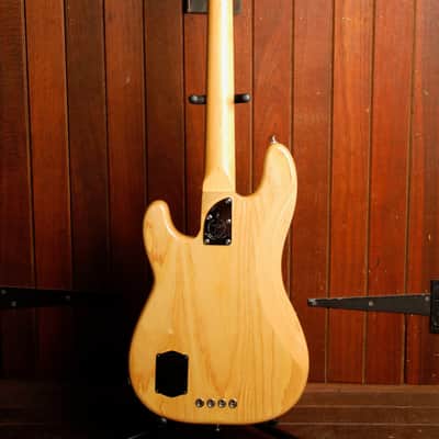 Fender American Deluxe Precision Bass Natural Ash Bass Guitar 2011 Pre-Owned image 15