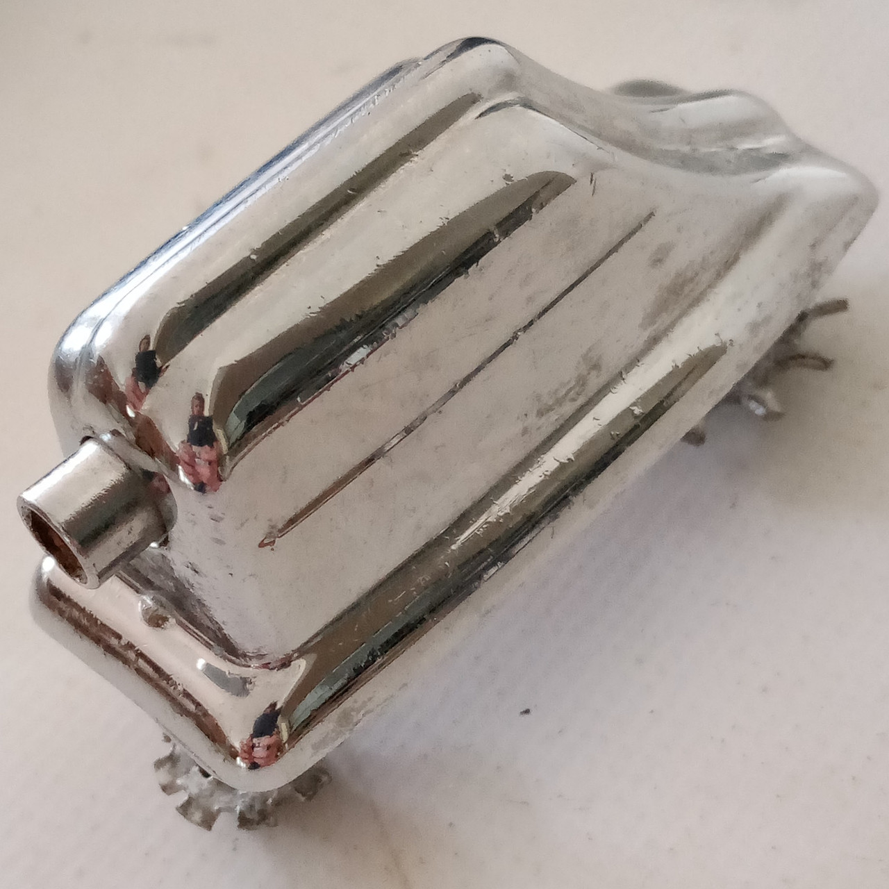 Rogers Dayton Beavertail Tom/Snare Drum Lug Star-Washer/Hex Vintage 60s Ohio USA — main photograph