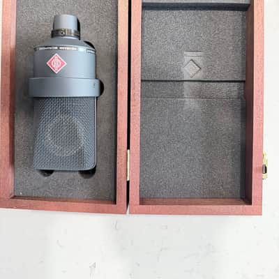 Neumann TLM 103 mt Matte Black Studio Set w/ EA1 Shock Mount & Wood Box image 3