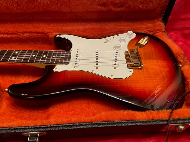 Fender 50th Anniversary American Stratocaster Quilted Maple
