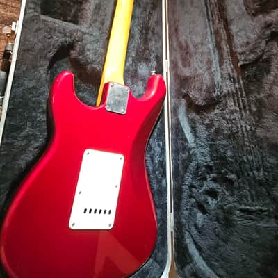 Squire strat classic vibe 60,s strat Candy apple red, rosewood fingerboard image 7