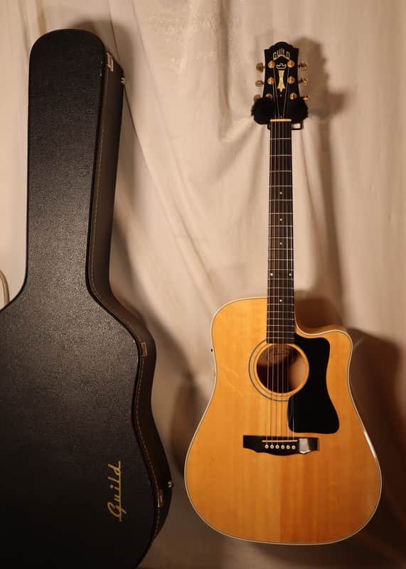 Guild USA DCE3 Dreadnought Cutaway Acoustic Electric Spruce Top Maple Back + Sides with case early 1990s image 1