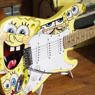 SpongeBob Electric Guitar Outfit image 3