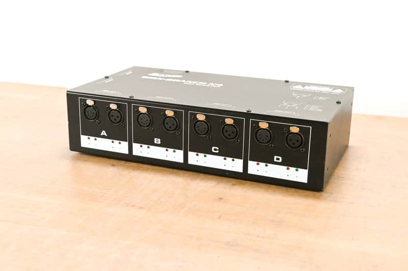 Elation DMX-Branch/4 4-Way 3-pin and 5-pin DMX Distributor CG011S4 image 1