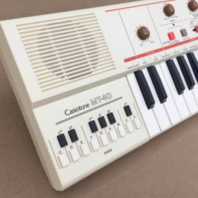 Casio Casiotone MT-40 Vintage Synthesizer Keyboard image 2