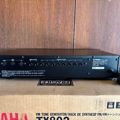 YAMAHA TX802 FM TONE GENERATOR SYNTHESIZER 2U RACK w/ box New internal battery image 8