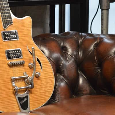 Taylor T3/B Natural 2011 (Flame Maple Top!) image 19