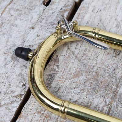 Bach Aristocrat TB600 Tenor Trombone Bb Trombone with Hardshell Case image 6