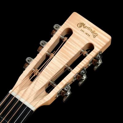 Martin CTM 00-12F Adirondack Spruce European Flame Maple 3-piece back [2184633] (07/15) image 8