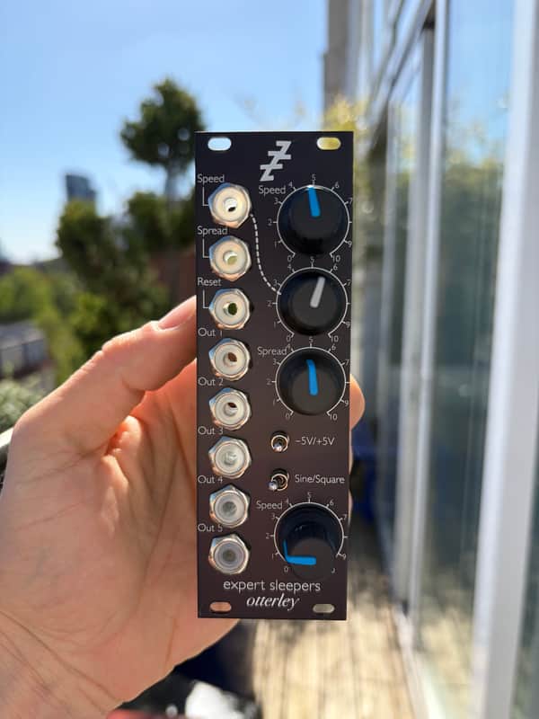 Expert Sleepers Otterley Analog Multi-LFO Eurorack Synth Module - Black image 1