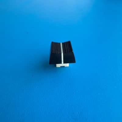 ROLAND MC-505 Groovebox Sequencer Part: Mixer Slider Cover Knob Cap [Single]