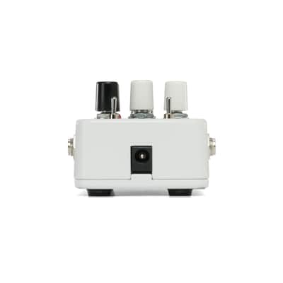 New Electro-Harmonix EHX Nano Battalion Bass Preamp DI Pedal! w/ Power supply! image 8