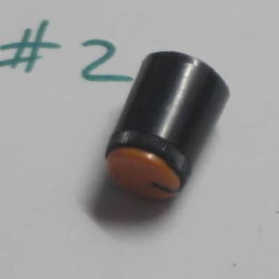 two used genuine Boss DF-2 KNOB, fits split shaft shaft (stem) mid 1980s/early 1990s - TOP: orange with black marker // SIDES: black // hard plastic (NO: pedal/other items) TOP side: some short scratches & few nicks / BLACK areas: few scratches image 21