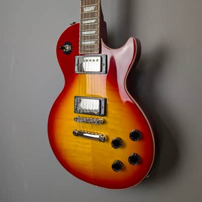 Epiphone Les Paul Tribute Plus 2025 - Heritage Cherry Sunburst image 2