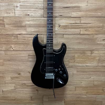 Memphis 302B Strat Style HSS electric guitar 1980's 1990's - Black- 6lbs 11oz image 3