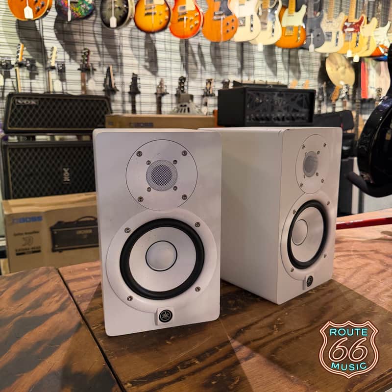 Yamahaa HS5 White Powered Studio Monitors Pair image 1