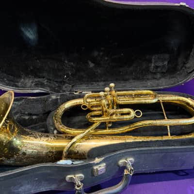 King 625 front bell baritone - Lacquer image 20