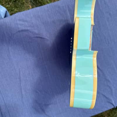 Non-branded product T-Style body 2021-2024 - Clear urethane over daphne blue. image 4