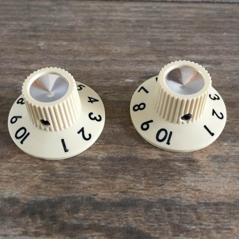 2x Vintage 65 Jazzmaster Fender style Witch Hat Knobs - Vintage cream image 1