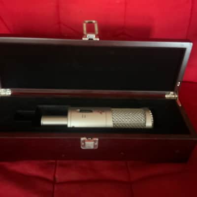 Studio Projects B1 Large Diaphragm Cardioid Condenser Microphone 2010s - Nickel image 3