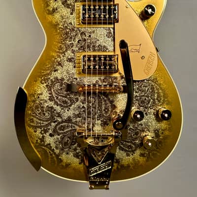 Gretsch G6134TG Limited Edition Paisley Penguin - Gold Paisley image 3