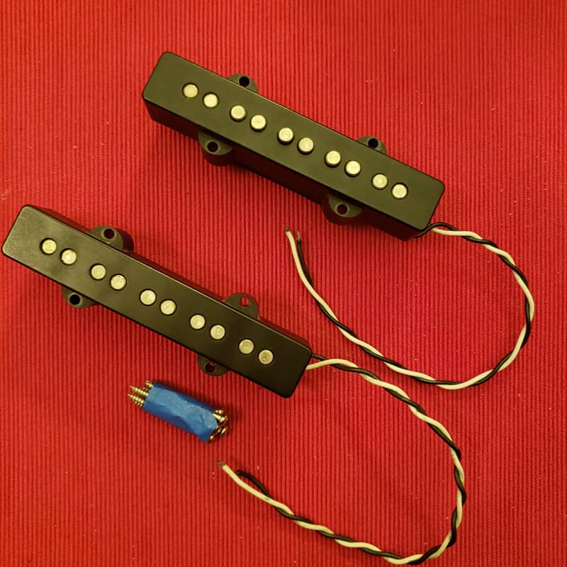 Fender Jazz Bass-5 MIM Pickups 2012 - Black image 1