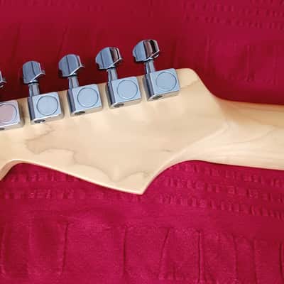 Fender 099-3002-921 American Standard Stratocaster Neck (w/ Tuners), 22-Fret 2003 - Maple image 12