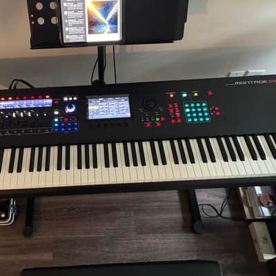 Yamaha Montage M8x 88-Key Synthesizer 2023 - Present - Black