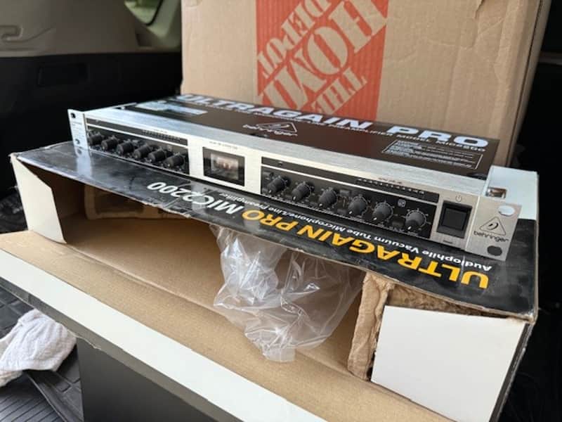 Behringer Ultragain Pro MIC2200 Vacuum Tube Mic Line Preamp 2009 - Present - Standard image 1