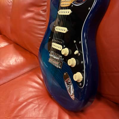2025 Fender Player II Plus Top HSS Stratocaster Blue Burst image 7
