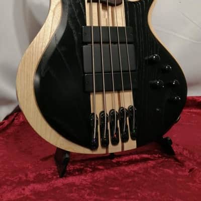 Ibanez BTB865SC Electric Bass Guitar 6-String Model image 2