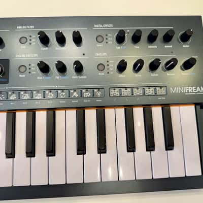 Arturia MiniFreak Polyphonic Hybrid Synthesizer image 11