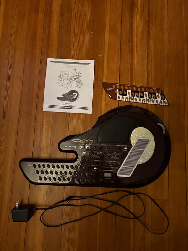 Suzuki QC-1 QChord 1999 - Red image 1