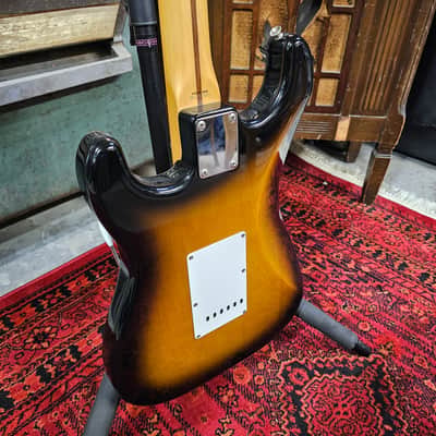 1994 Fender 54' Reissue Stratocaster ST-54  MIJ Sunburst image 7