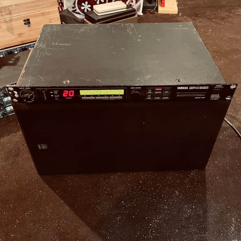 Yamaha SPX990 Professional Multi-Effect Processor image 1