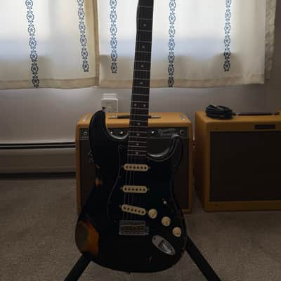 Fender Custom Shop Ltd Dual Mag II Stratocaster Relic 2020 - Black over 3-Color Sunburst image 3