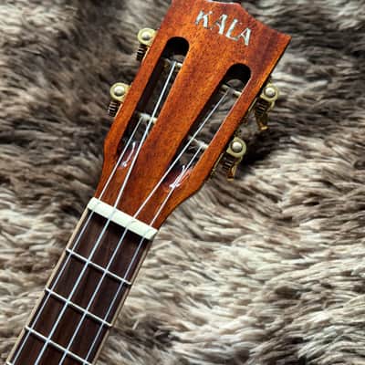 Kala KA-KCG Hawaiian Koa Series Concert Ukulele - Gloss Natural image 5