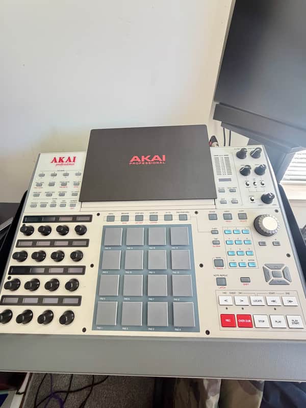 Akai MPC X Special Edition Standalone Sampler / Sequencer 2023 - Present - Grey image 1