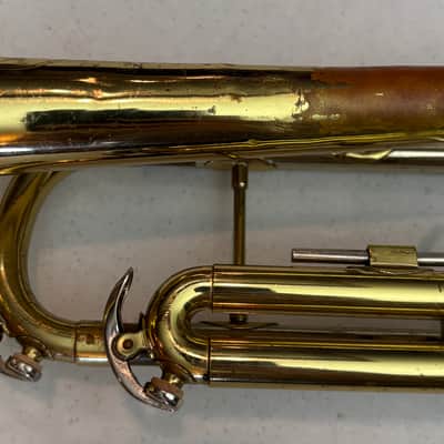 Conn Director Trumpet Elkhart Era c.1958–59 w/ Case, Mouthpiece & Accessories – Plays Great image 6