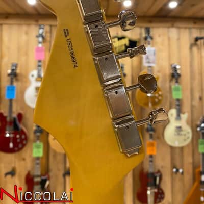 Fender American Professional Classic Stratocaster HSS, Rosewood Fingerboard, Faded Sherwood Green Metallic image 12
