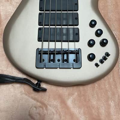 MTD ( Michael Tobias ) Custom 6 Strings with 3 Bartolini Pickups & Bartolini Preamp 2021 Champaign M image 2
